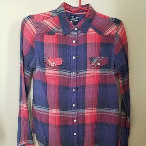 American Eagle Outfitters Favorite Fit 100% Cotton Plaid Flannel Shirt
